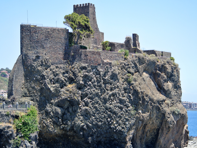 foto di Aci Castello Aci Castello
