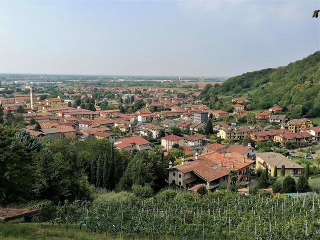 foto di Bagnatica Bagnatica