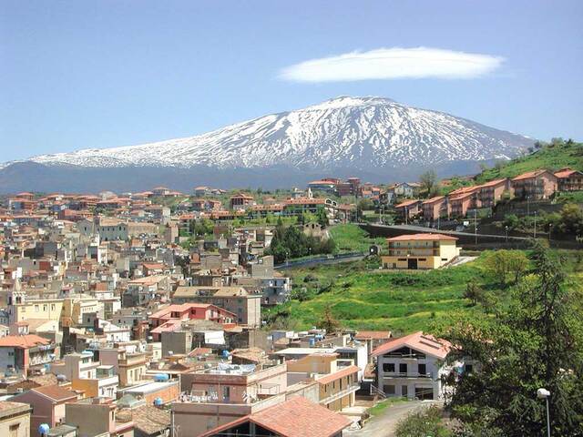 foto di Bronte Bronte
