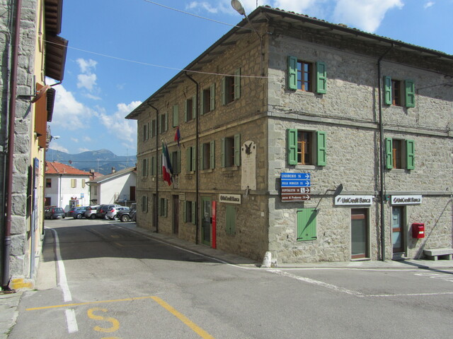foto di Busana Busana