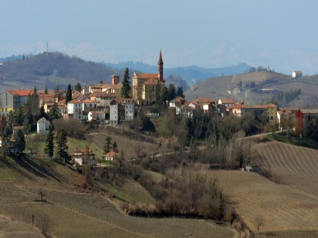 foto di Castel Rocchero Castel Rocchero