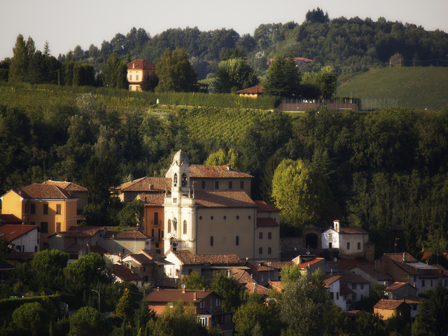 foto di Castelletto Molina Castelletto Molina