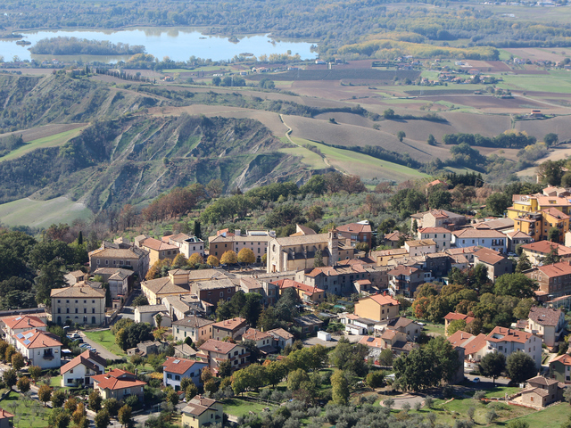 foto di Guardea Guardea