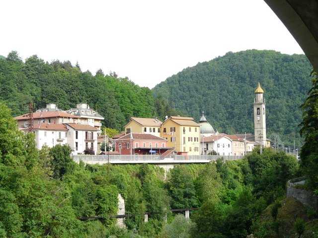 foto di Isola del Cantone Isola del Cantone