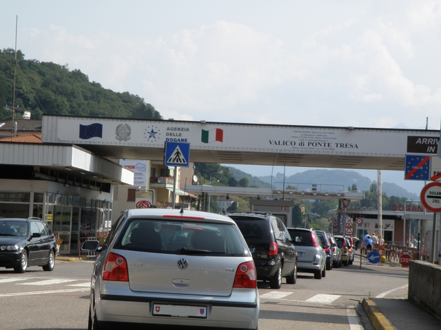 foto di Lavena Ponte Tresa Lavena Ponte Tresa