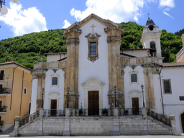 foto di Luco dei Marsi Luco dei Marsi