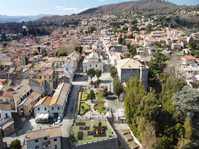 foto di Manziana Manziana