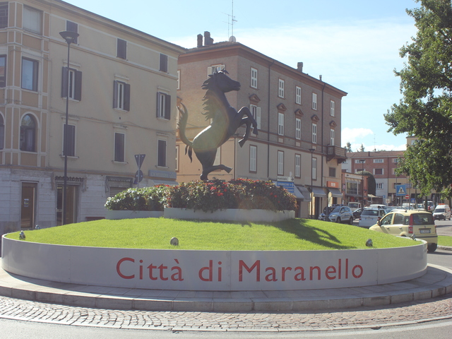 foto di Maranello Maranello