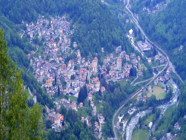 foto di Mezzenile Mezzenile