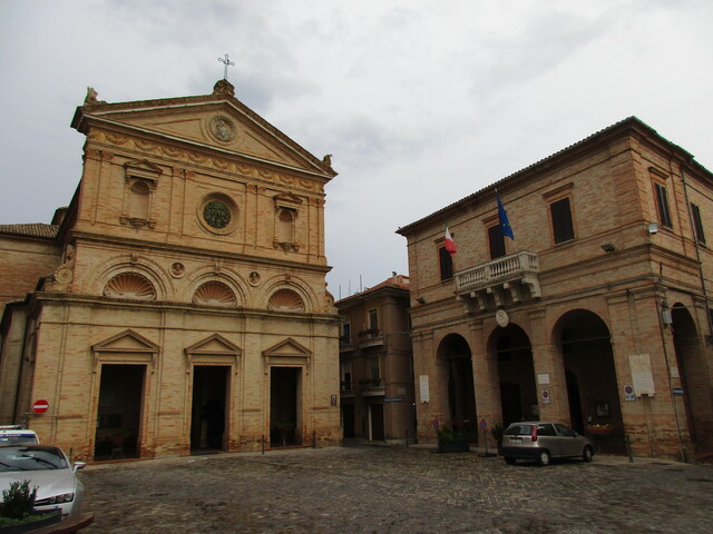 foto di Monte Urano Monte Urano