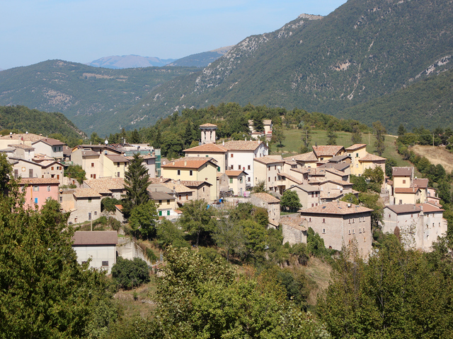 foto di Poggiodomo Poggiodomo
