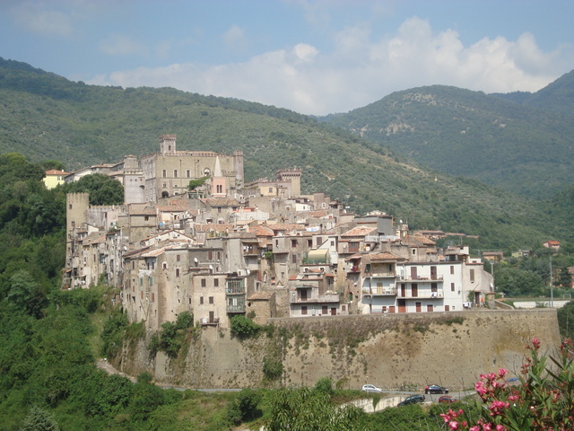 foto di San Gregorio da Sassola San Gregorio da Sassola