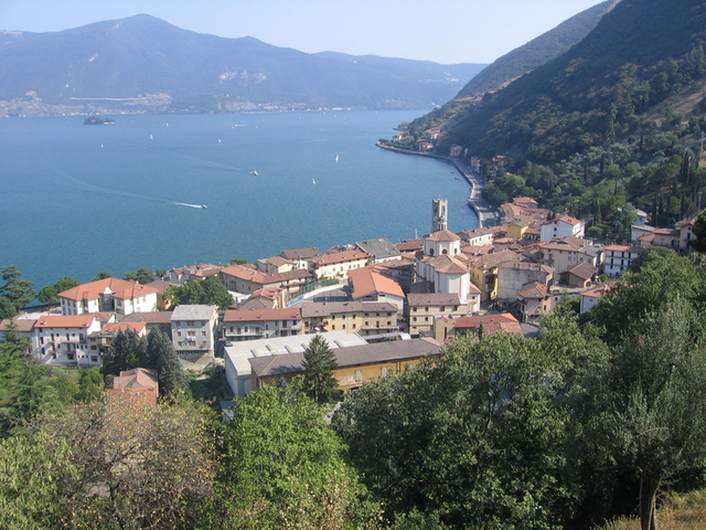 foto di Tavernola Bergamasca Tavernola Bergamasca